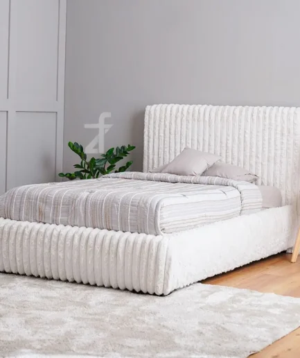 Cream Bed